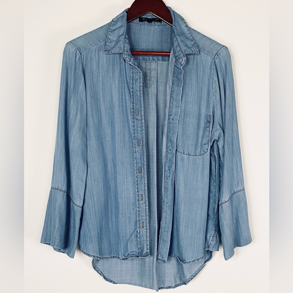 Velvet Heart Light Blue Button-Front Chambray Shirt